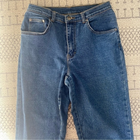 VINTAGE High Rise 90s Medium Wash Blue Mom Straight Leg Jeans Sz 4 - Picture 8 of 9